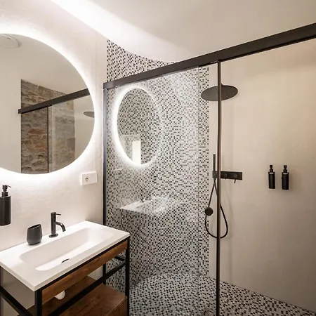 Diwine Bed and Breakfast 5*