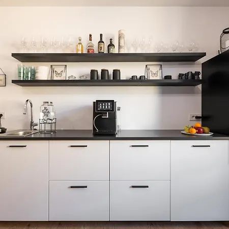 Bed and Breakfast Diwine Μεράνο