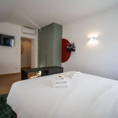 Diwine Bed and Breakfast Μεράνο
