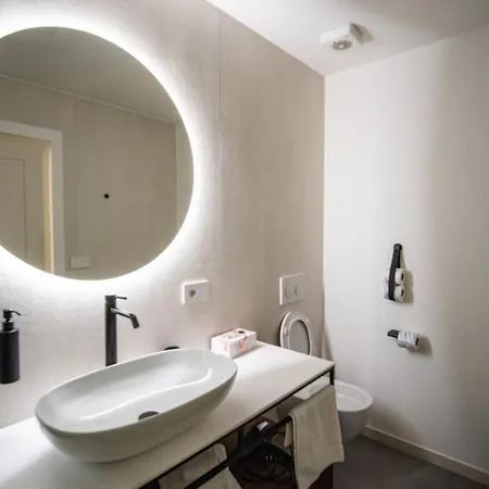 Diwine Bed and Breakfast 5*